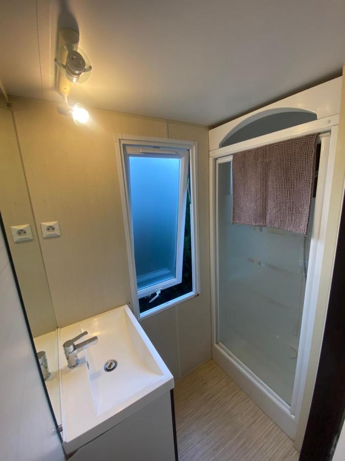 Sejour Inoubliable En Provence, Camping 4* La Roque-d'Antheron Exteriör bild