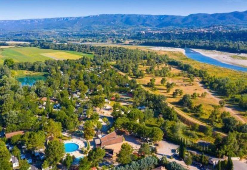Sejour Inoubliable En Provence, Camping 4* La Roque-d'Antheron Exteriör bild